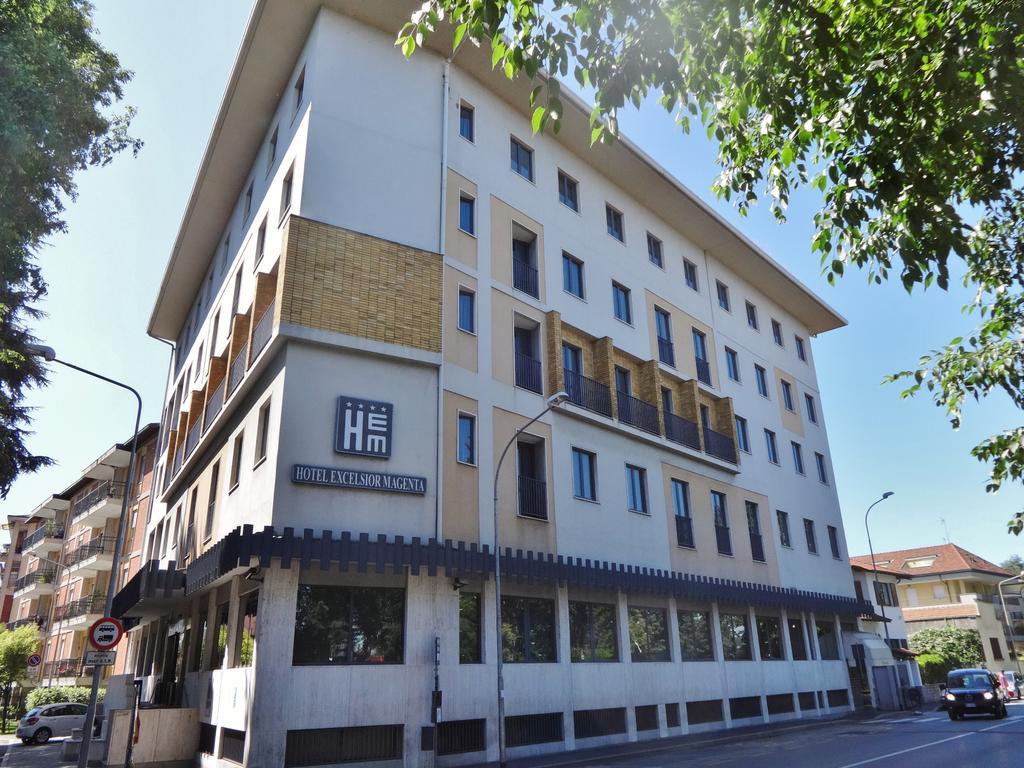 Hotel Excelsior Magenta Esterno foto